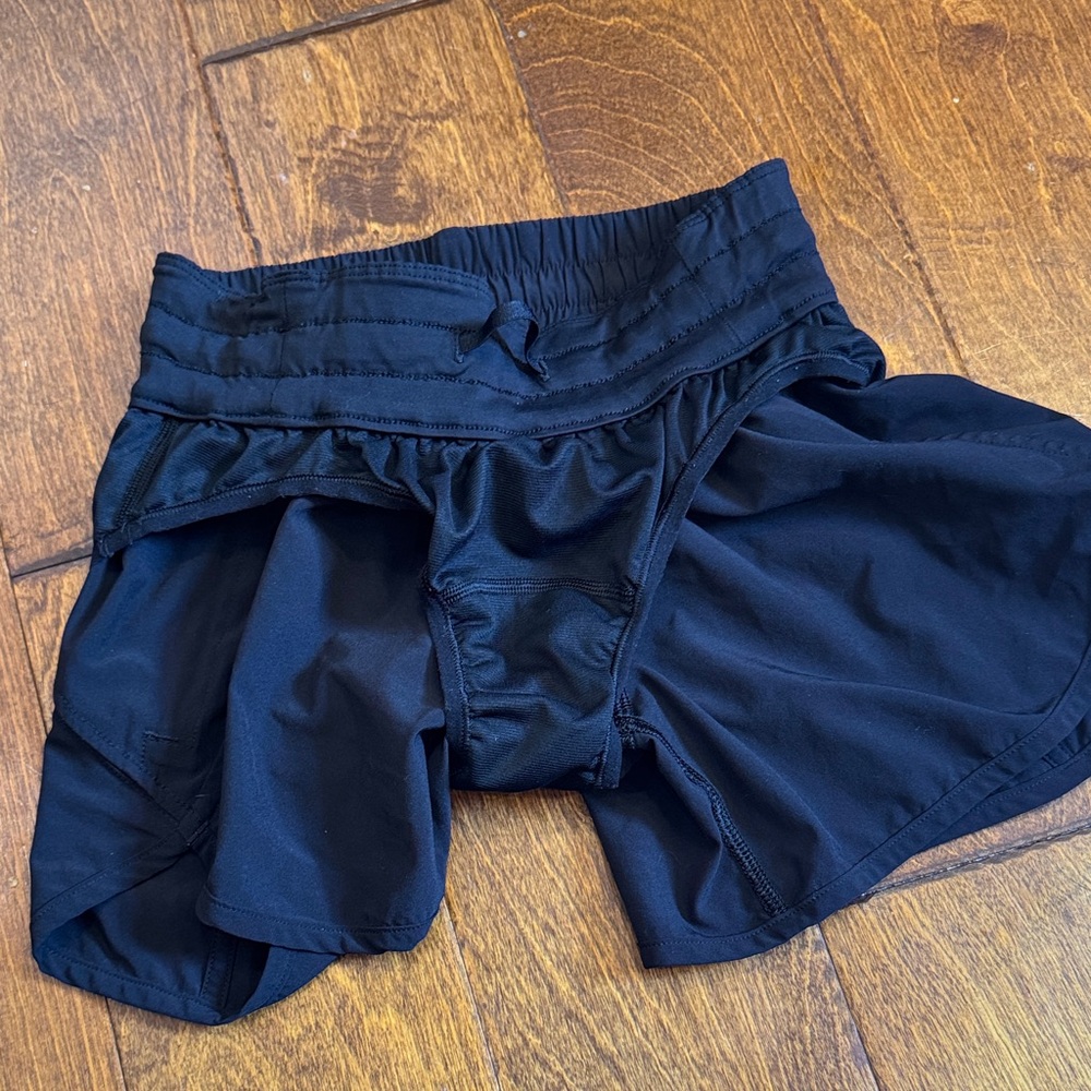 Lululemon Black Athletic Shorts - Picture 5 of 6